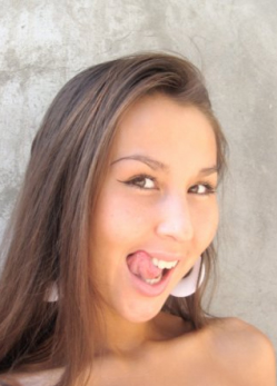 F sur Argenteuil recherche homme pour rencontre coquine